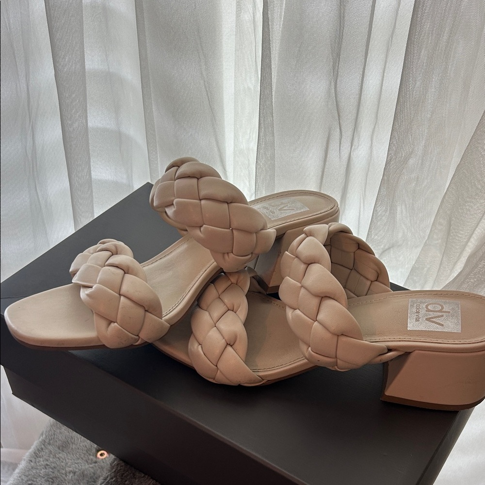 DV Dolce Vita Braided Block Heel Sandals - Size 8.5 NWOT - Picture 3 of 5